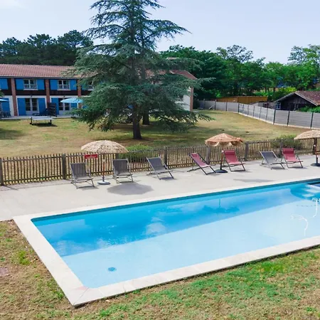 2 Personnes Piscine & Ocean, Clim, Parking Дом отдыха *